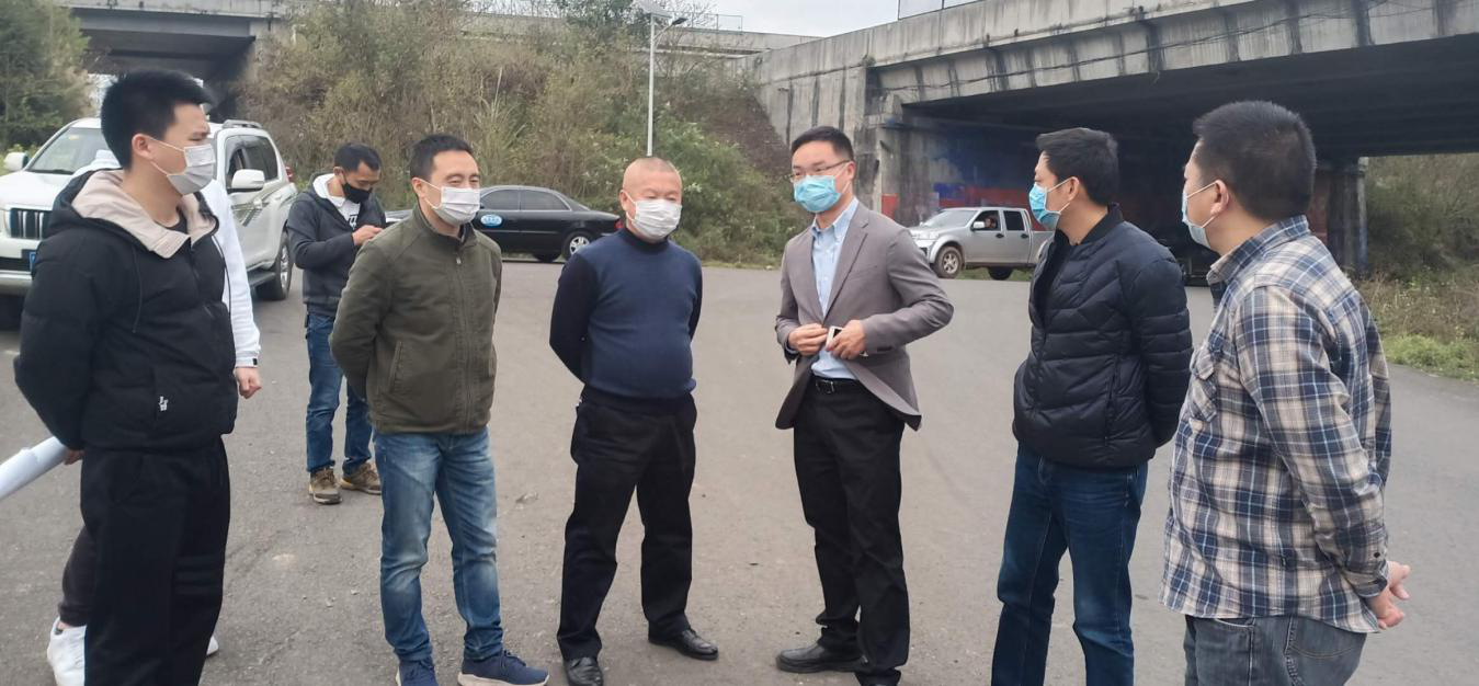 峨眉山市副市長辜廷齊赴成樂擴容符溪北樞紐互通調研疫情防控及生產情況.png