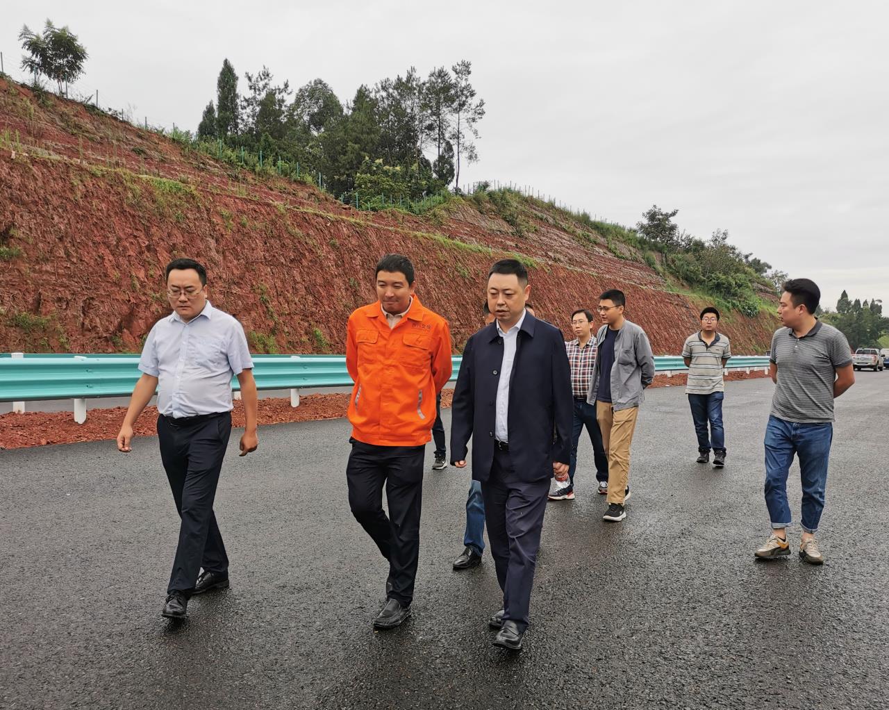省交通廳質監局副局長鄒南一行赴公司成宜ZCB4-LM1項目檢查指導工作