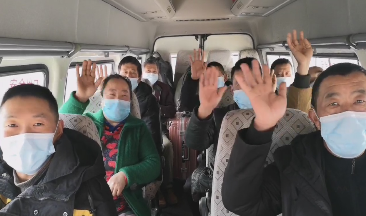 在四川交投建設(shè) 他們這樣組織民工返鄉(xiāng)