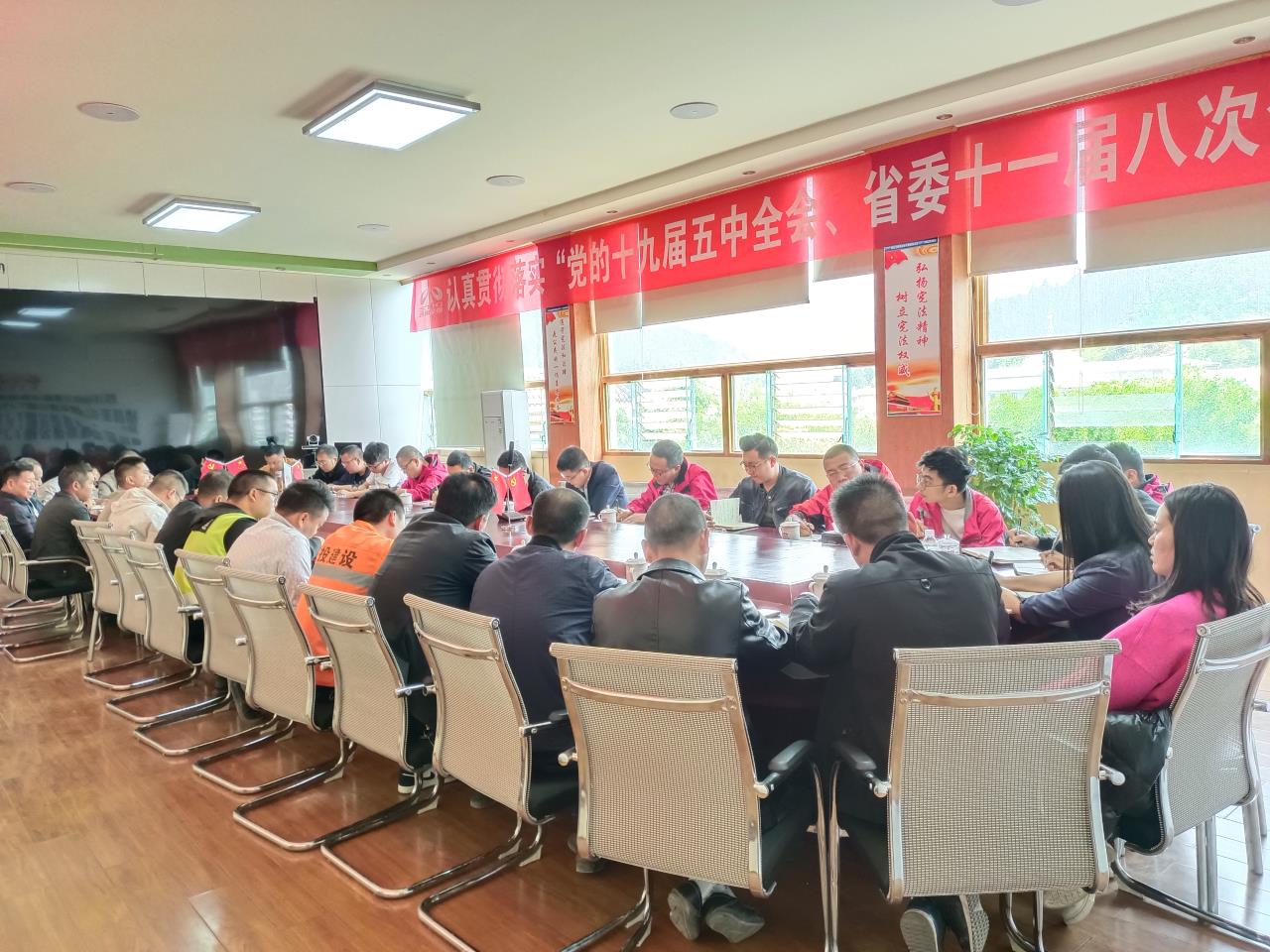 齊心戮力搶工期 擔當作為保目標
